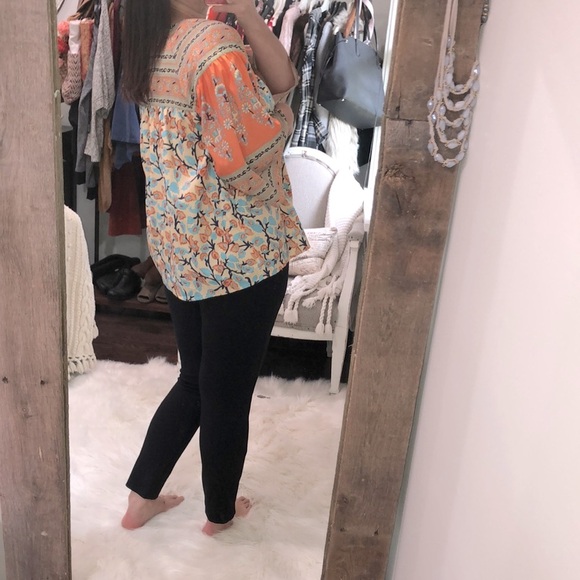 Small beautiful floral boho babydoll top - Picture 3 of 6